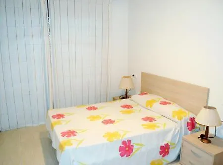 Del Far Apartment *